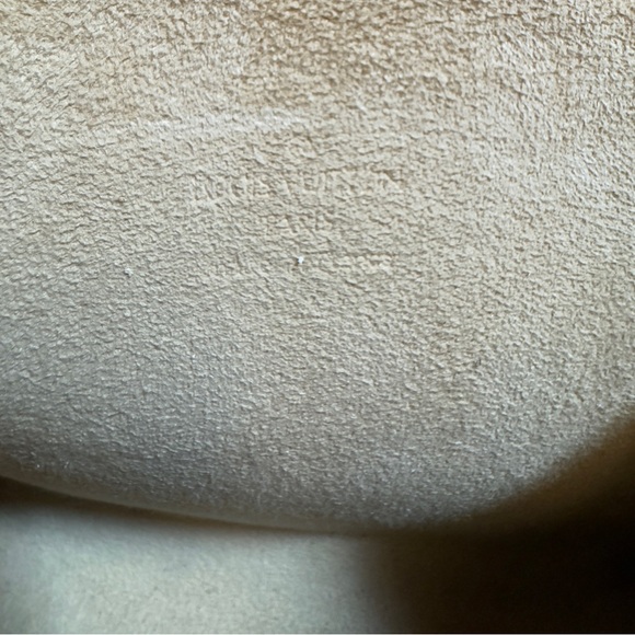 Louis Vuitton Monogram Pochette Florentine Bum Bag 25”-35” waist - Picture 6 of 12